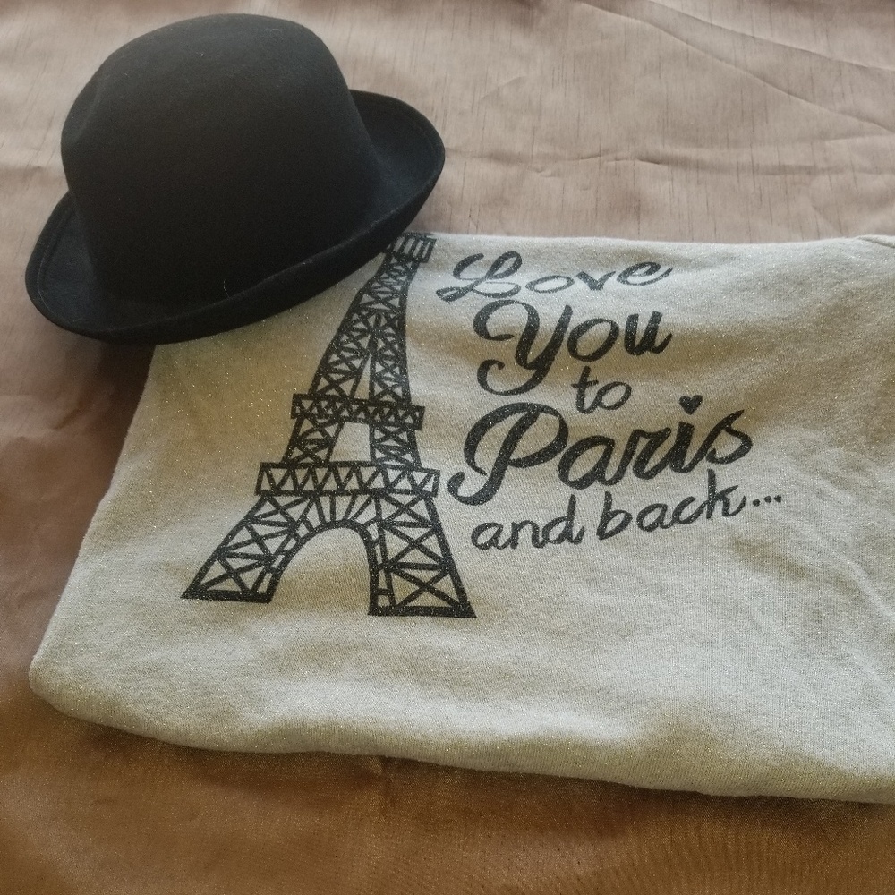 Cute and comfy sweat shirt